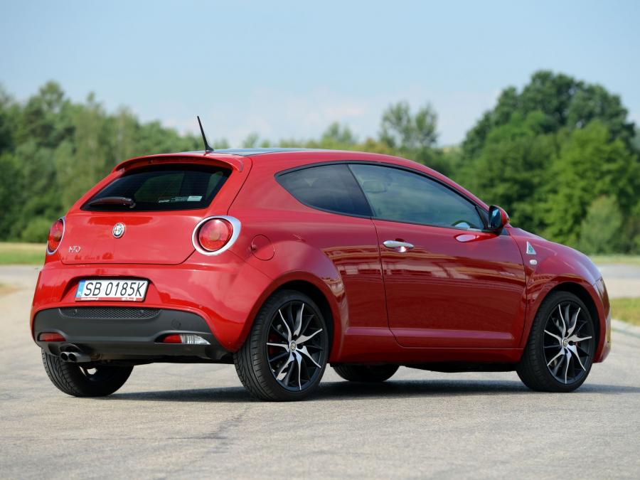  Alfa Romeo MiTo Quadrifoglio Verde (955) 2011 года  (фото 11 из 15)